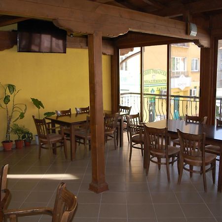 טריאבנה Hotel Vitosha מראה חיצוני תמונה