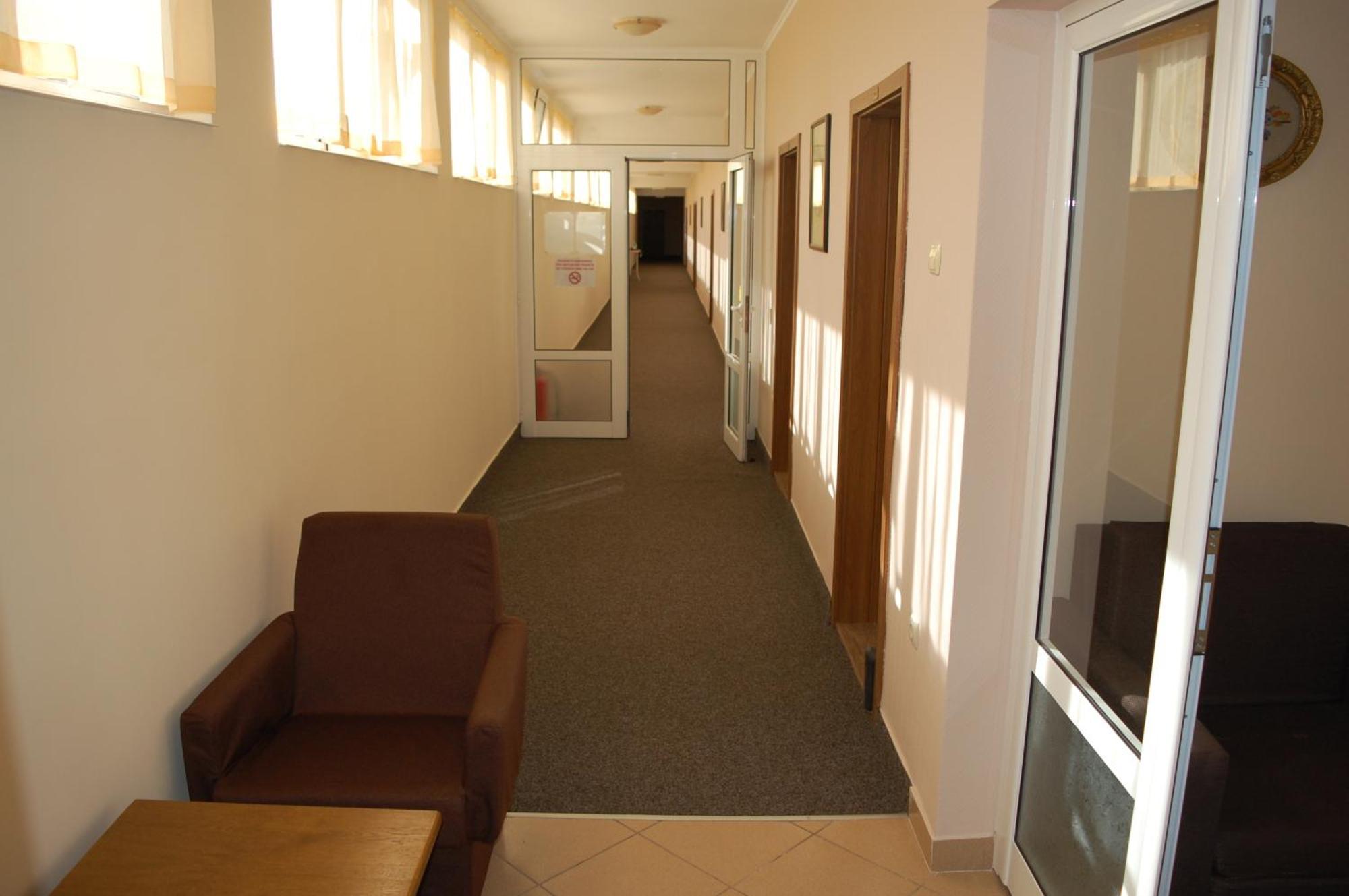 טריאבנה Hotel Vitosha מראה חיצוני תמונה