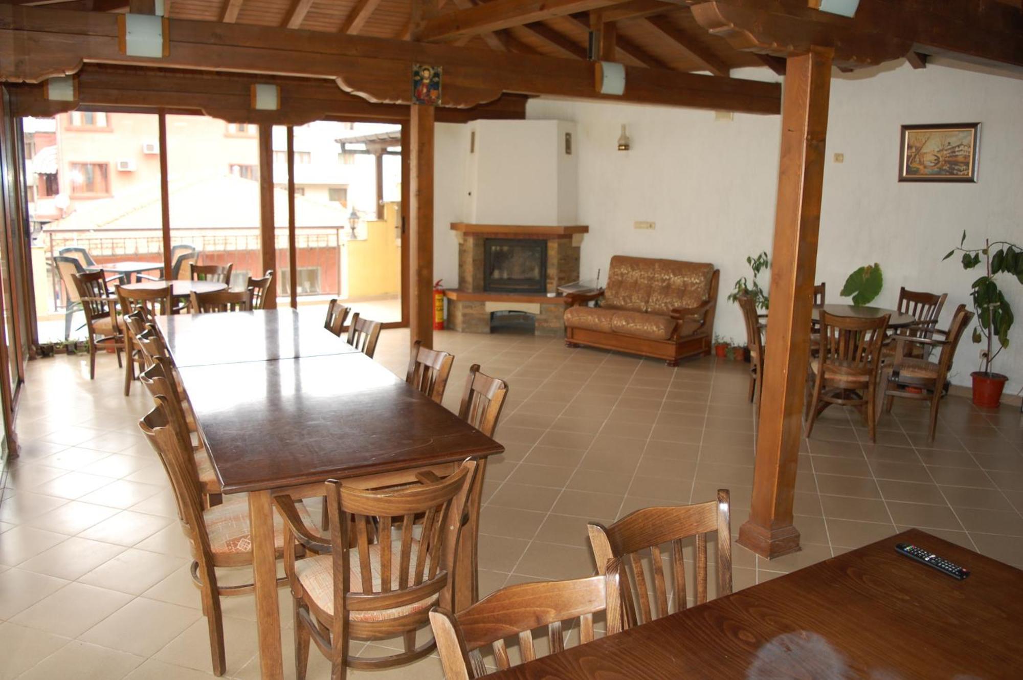 טריאבנה Hotel Vitosha מראה חיצוני תמונה
