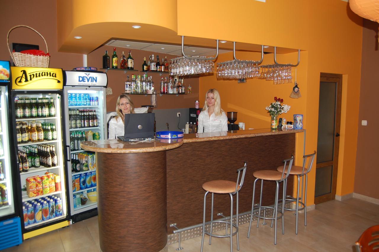 טריאבנה Hotel Vitosha מראה חיצוני תמונה