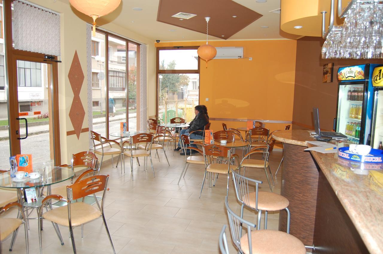 טריאבנה Hotel Vitosha מראה חיצוני תמונה