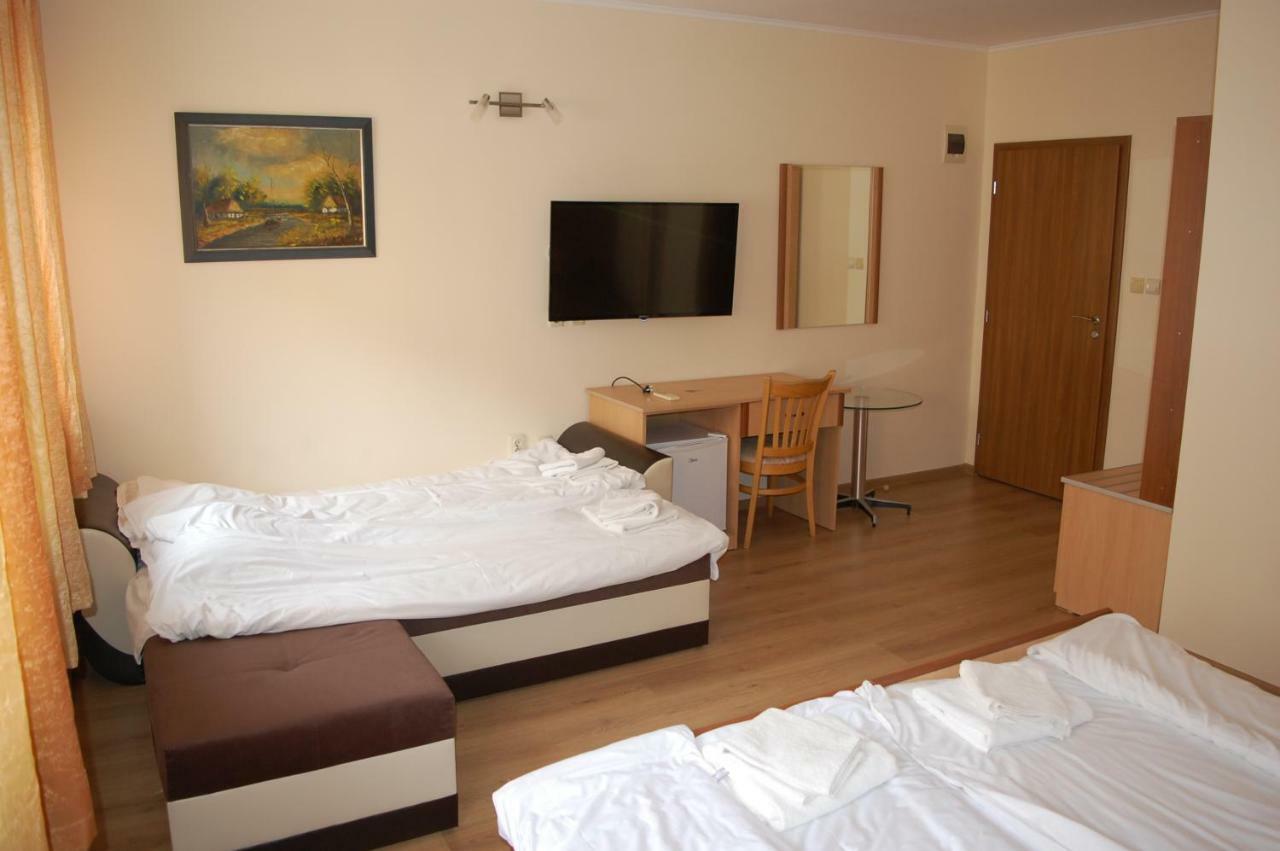 טריאבנה Hotel Vitosha מראה חיצוני תמונה