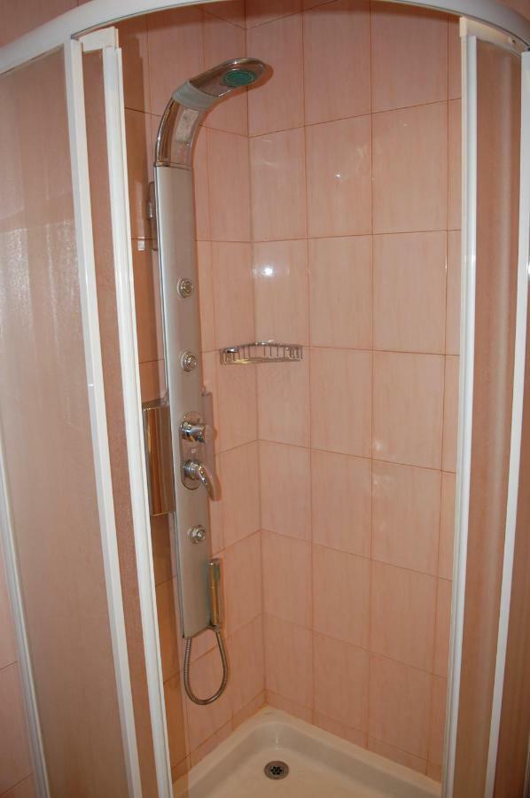 טריאבנה Hotel Vitosha מראה חיצוני תמונה