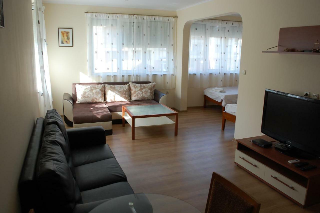 טריאבנה Hotel Vitosha מראה חיצוני תמונה