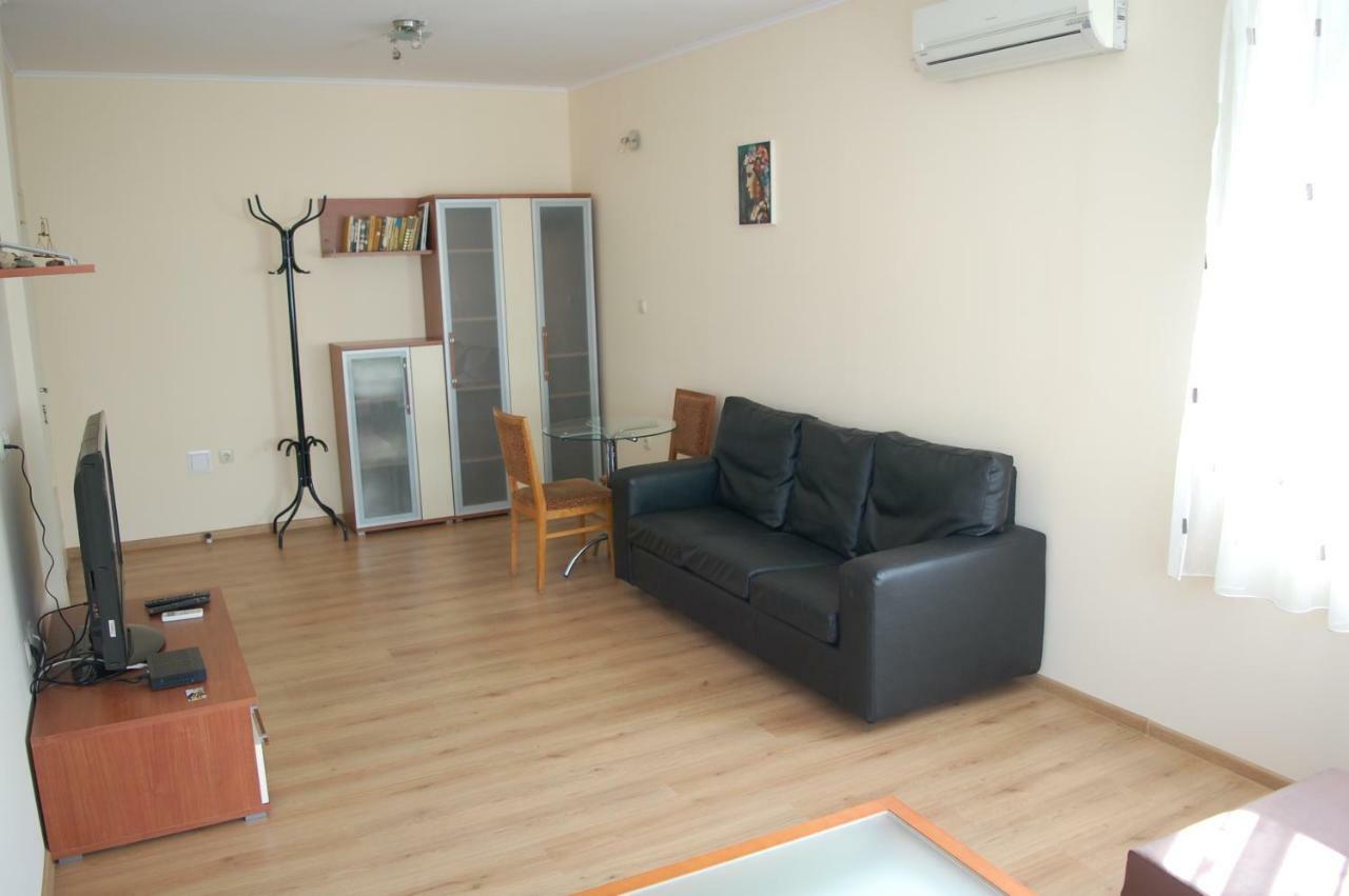 טריאבנה Hotel Vitosha מראה חיצוני תמונה